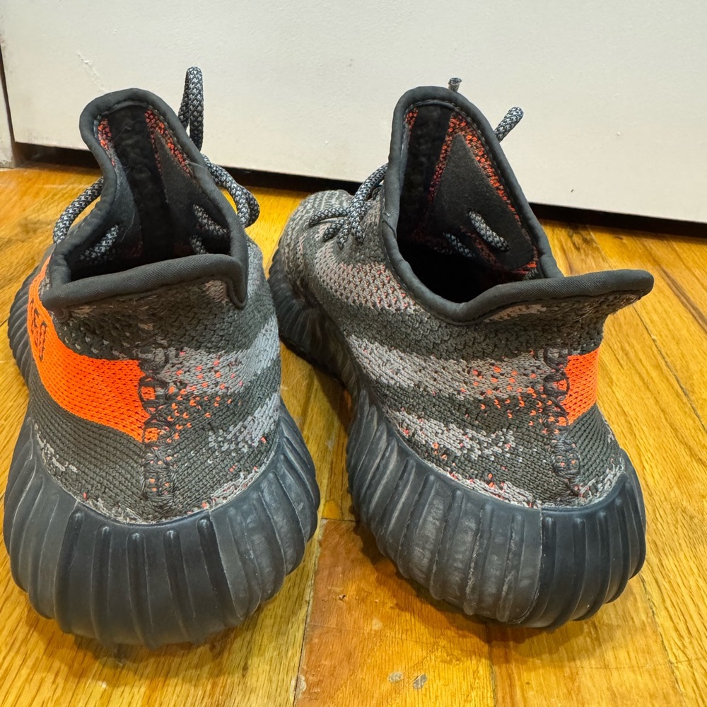 Preowned - Picture 2 of 11